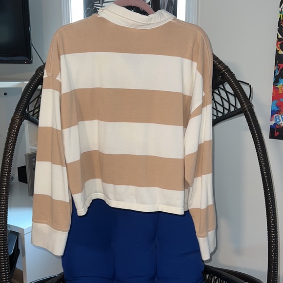 Aerie long sleeve - Picture 2 of 3